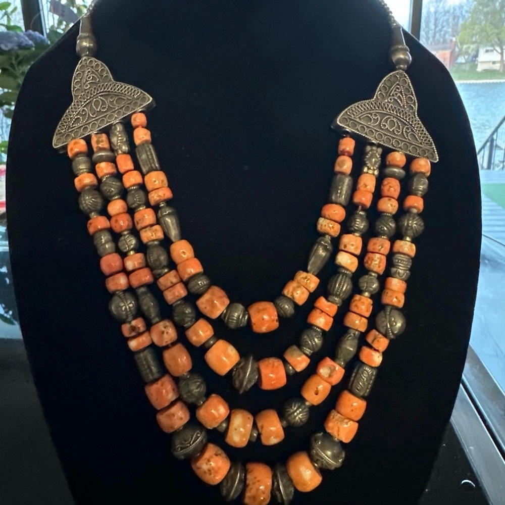 Antique Yemeni Coral and Silver Beaded Necklace
